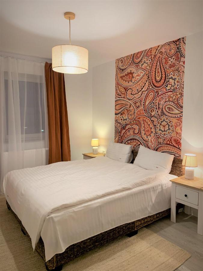 Bwa Zen Apartment Brasov Luaran gambar