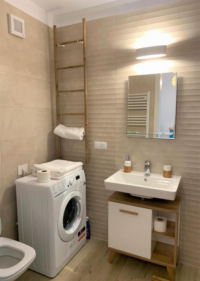 Bwa Zen Apartment Brasov Luaran gambar
